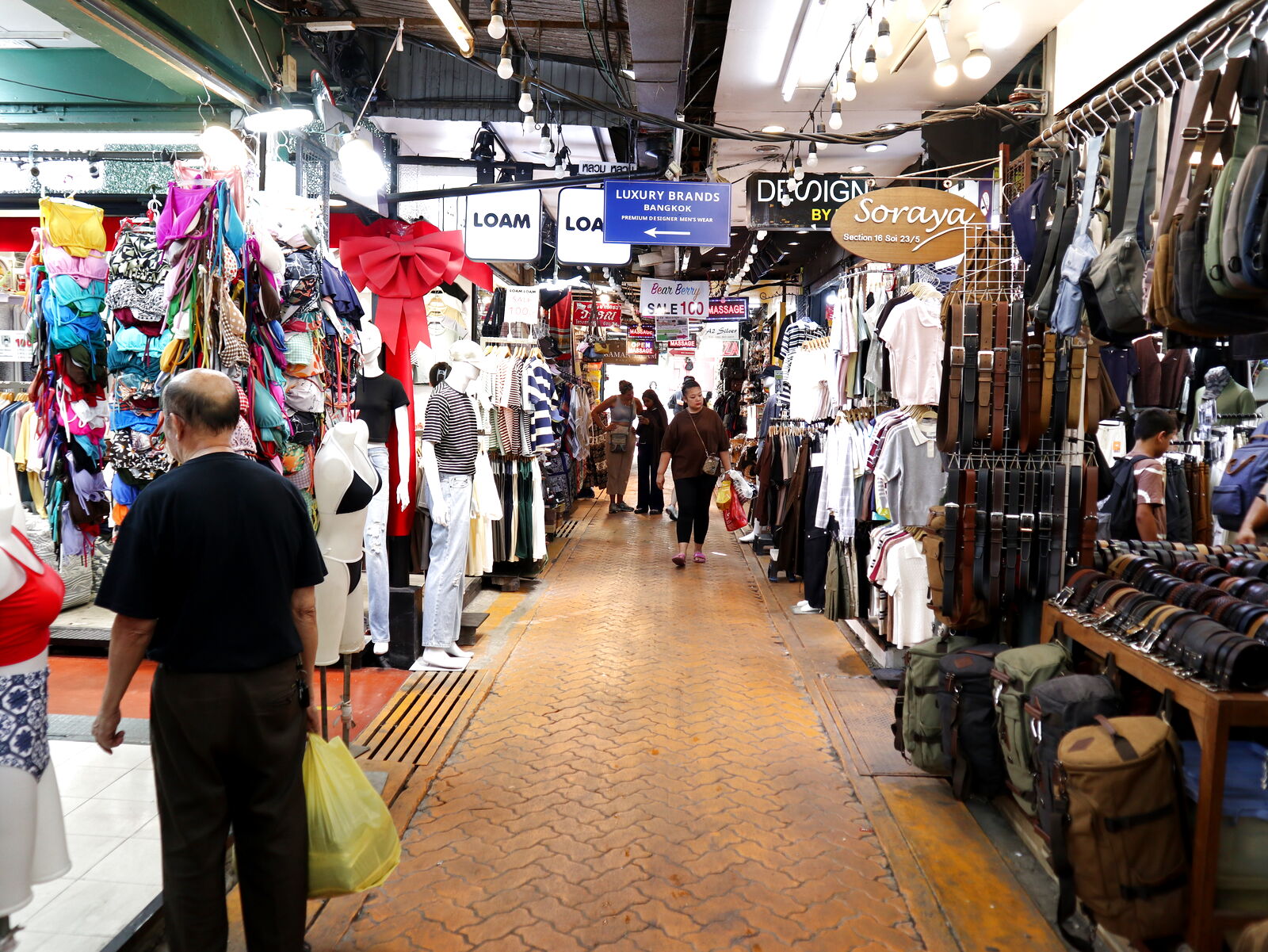 チャトチャック・ウィークエンド・マーケットの風景 3