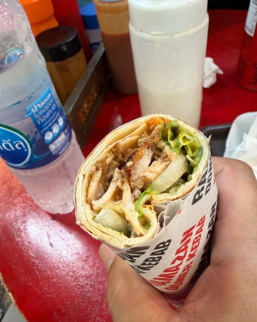 Ramazan Kebabで注文したチキンケバブロール