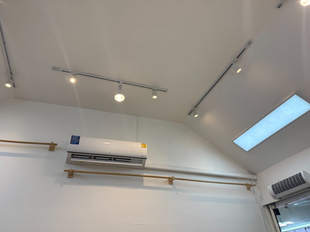 Existing lighting and air-conditioning inside the Soi YIPUN shop
